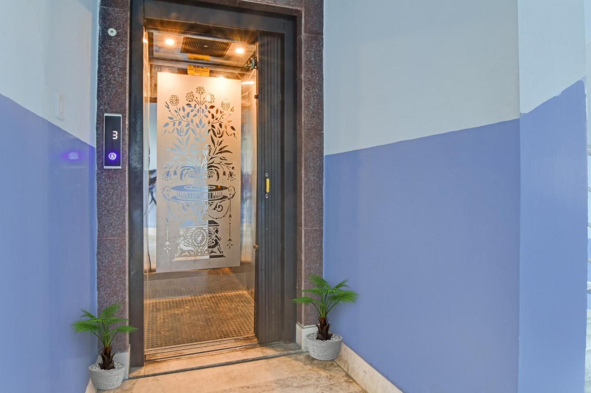 Hotel O Royal Residency Calcutta Extérieur photo